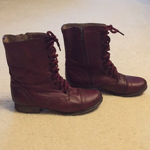 Steve Madden Troopa boots!